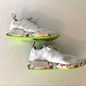 Grade School Youth Size US 4 Adidas NMD R_1 'Watercolor' Fashion Casual GX5402
